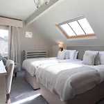 Falls & Restaurant Otel