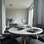 Falls & Restaurant Otel 4*