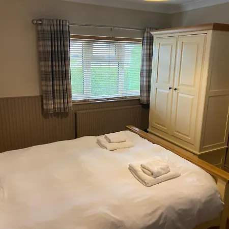 Falls & Restaurant 4*