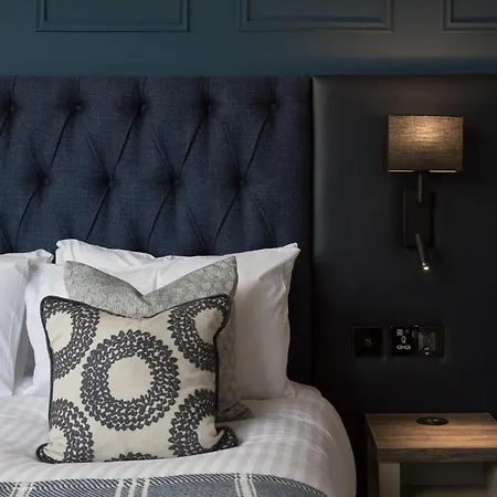 Falls & Restaurant ホテル