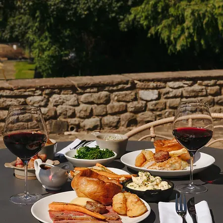 Szálloda Falls & Restaurant 4*