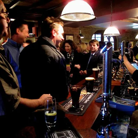 Falls & Restaurant 4*